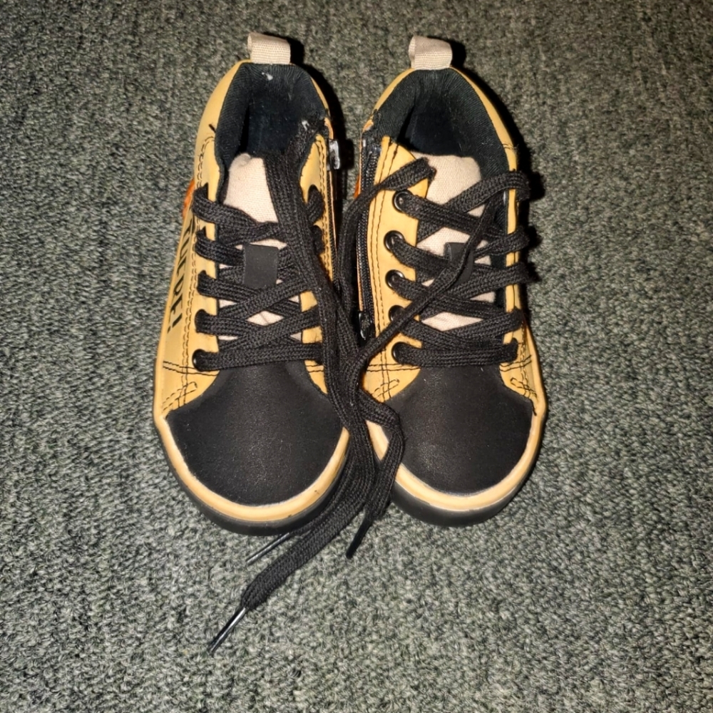 Zara sneakers
